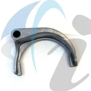 NISSAN NAVARA 4.0L SELECTOR FORK 5/REVERSE